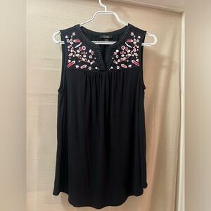 ⚫️ BOGO Dalia Black Floral Sleeveless Embellished Blouse size medium